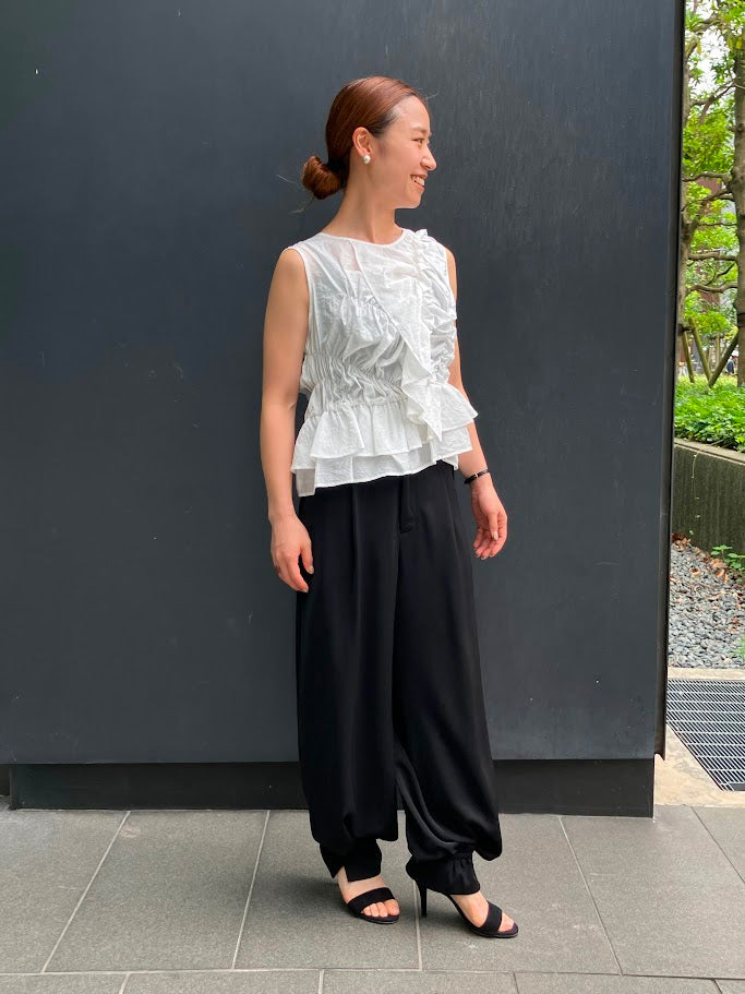 ASYMMETRIC RUFFLE BLOUSE