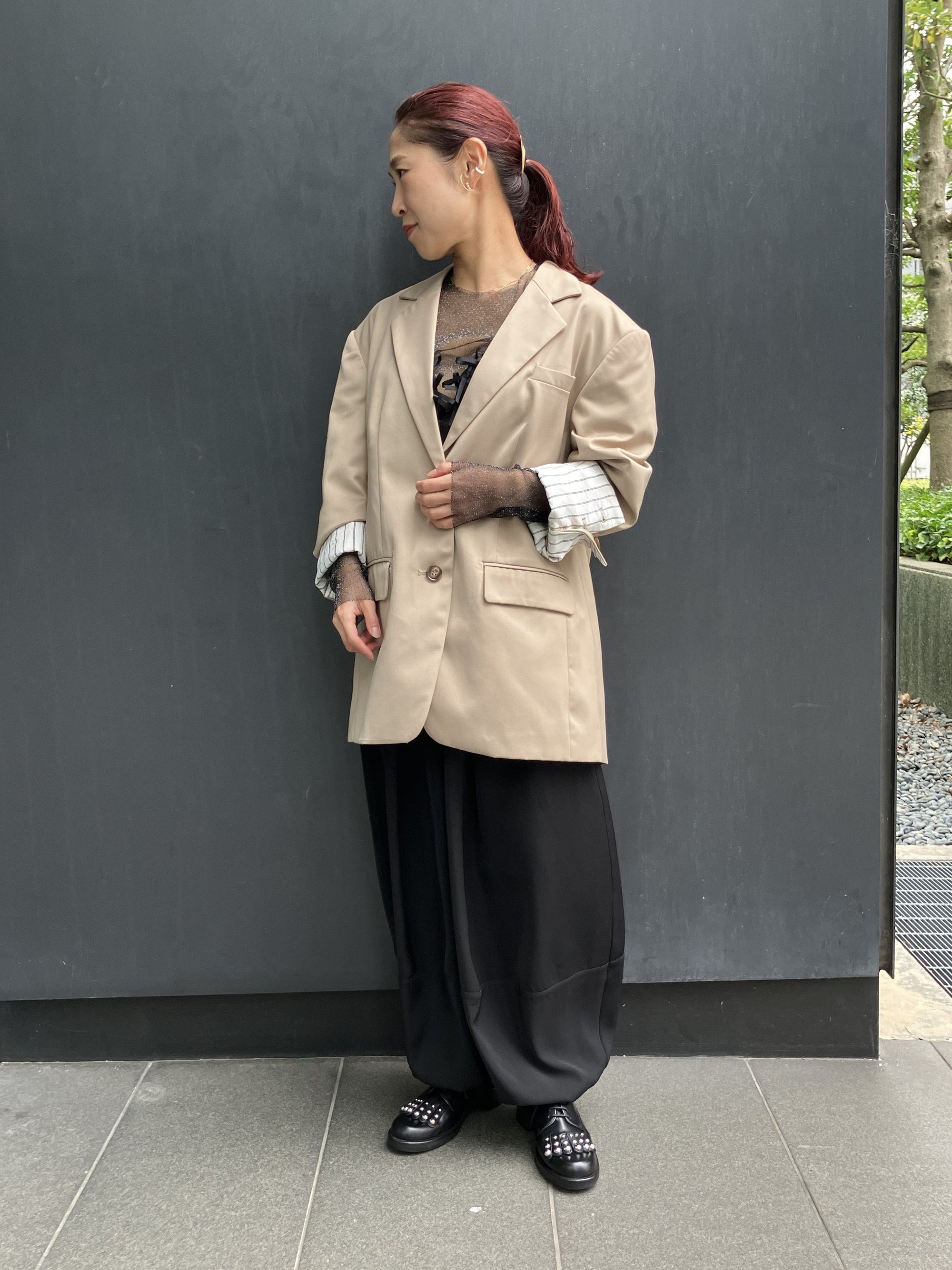 BACK BUTTON OVERSIZED JACKET