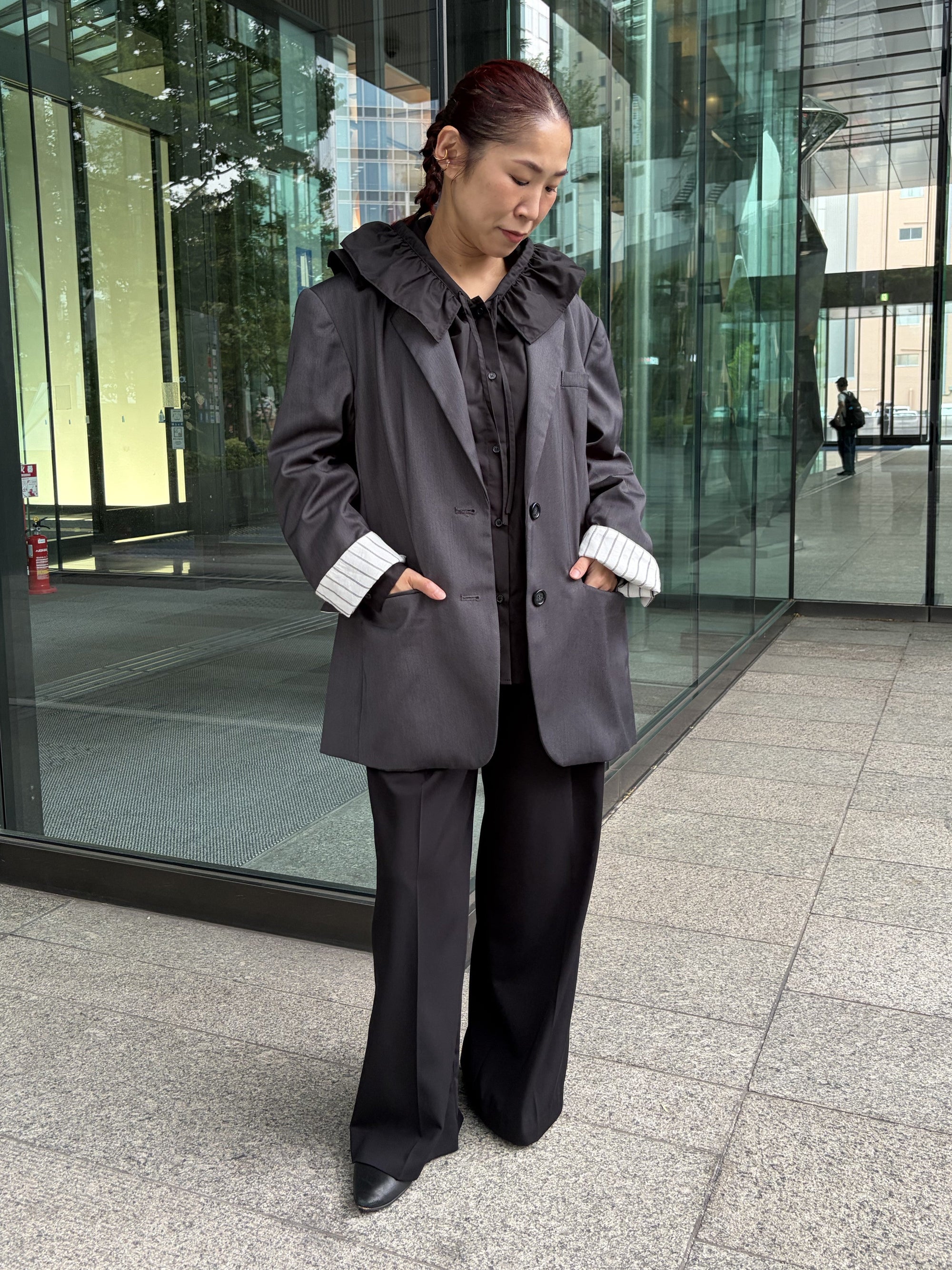 BACK BUTTON OVERSIZED JACKET