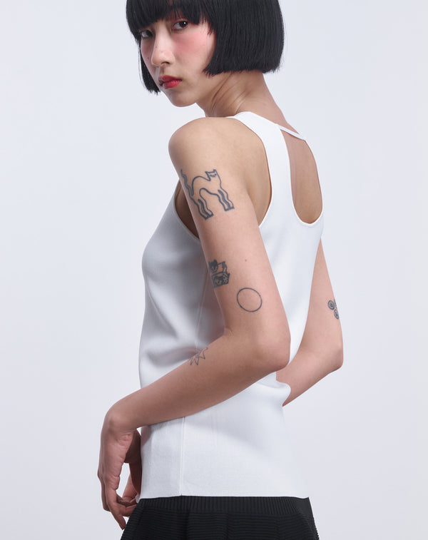 BACK STRAP TANK TOP