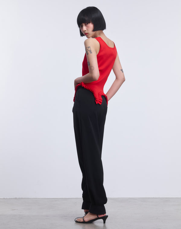 RUFFLE HEM KNIT TANK TOP