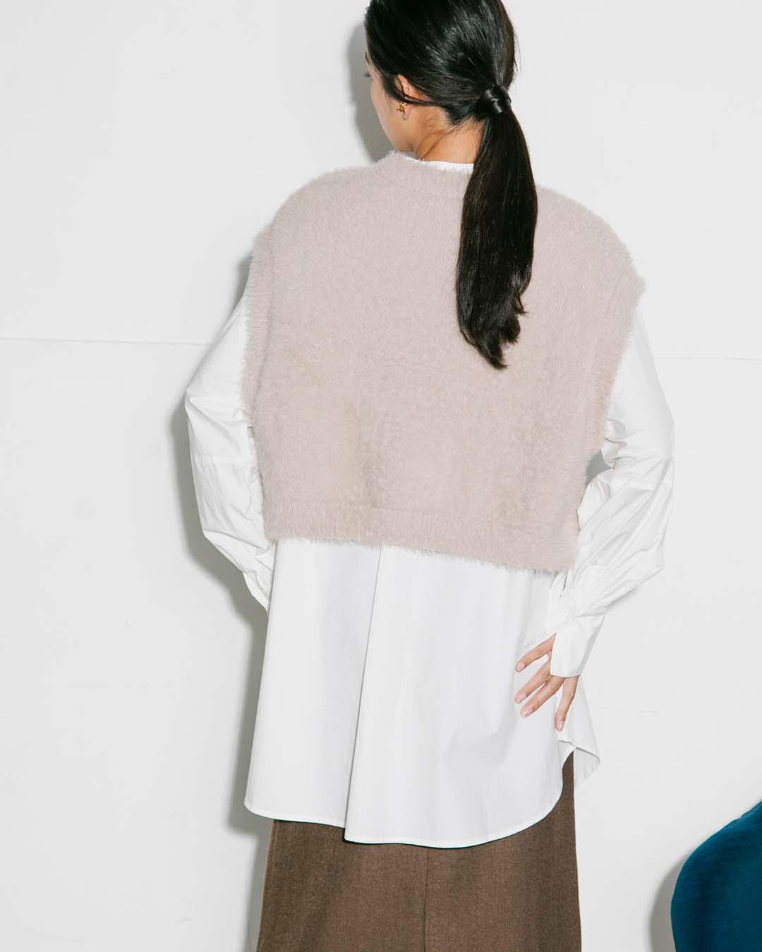 【2023AW】シャギーニットクルーネックベスト|LAEMUSE