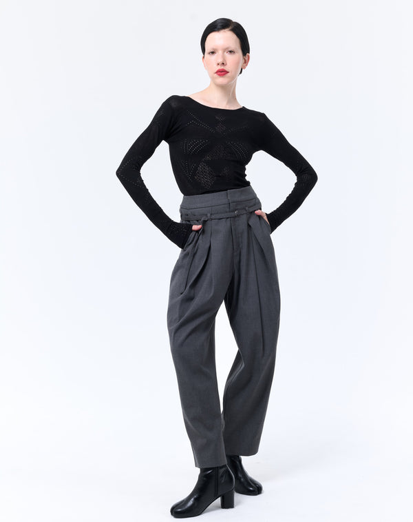 BODY FIT MESH KNIT TOP