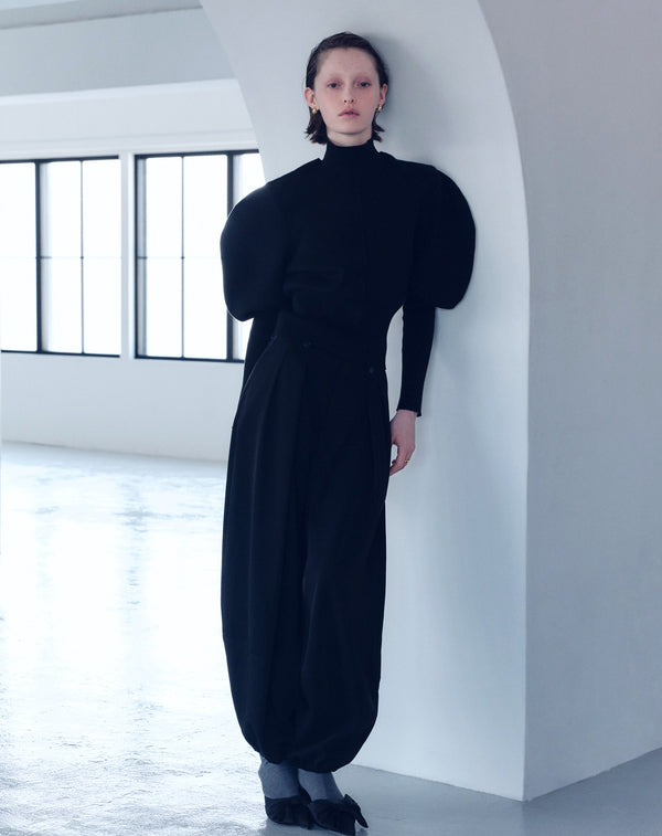 VOLUME SLEEVE HIGH NECK KNIT