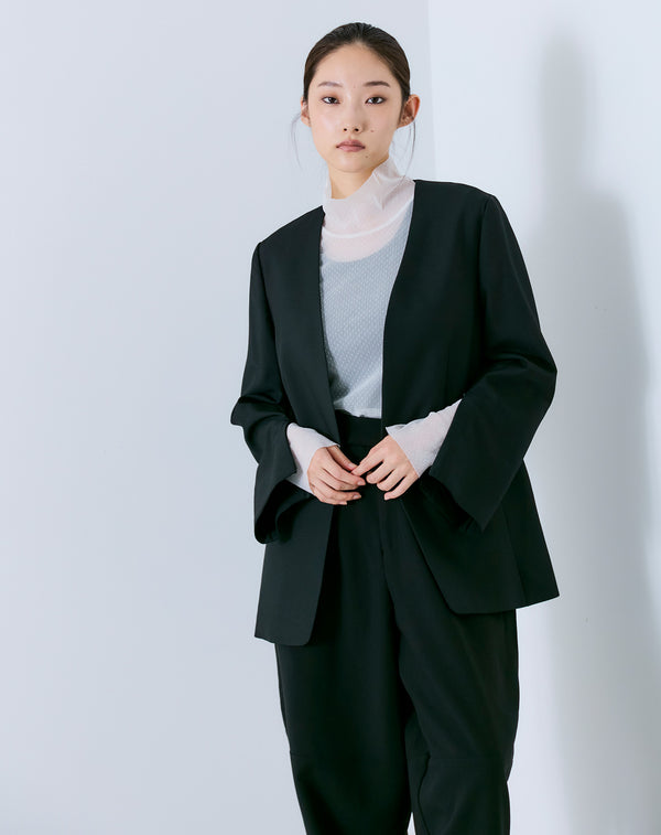 SLIT SLEEVE COLLARLESS JACKET