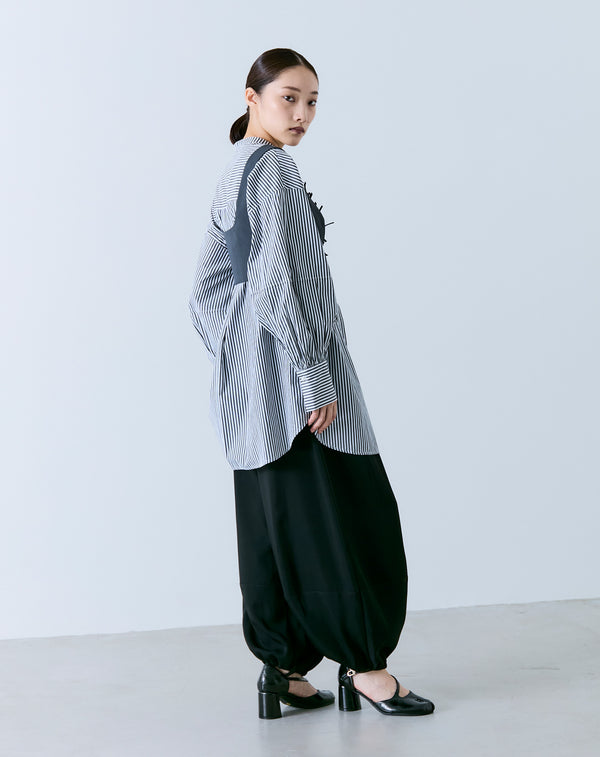 VOLUME SLEEVE BAND COLLAR BLOUSE