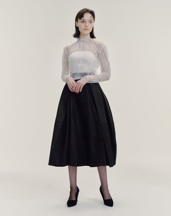 LACE STAND NECK PULLOVER