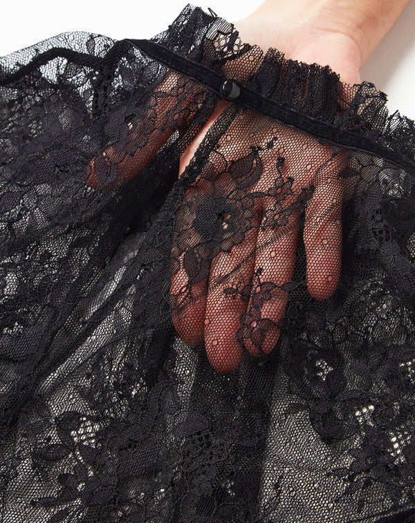 LACE STAND NECK PULLOVER