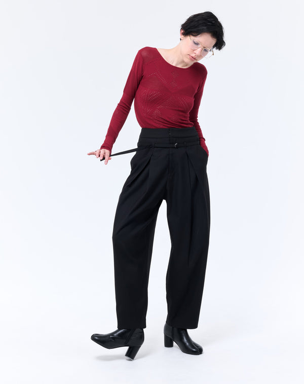 BELTED DESIGN TUCK PANTS