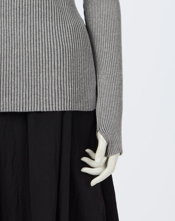 CONTRAST RIBBED KNIT PULLOVER