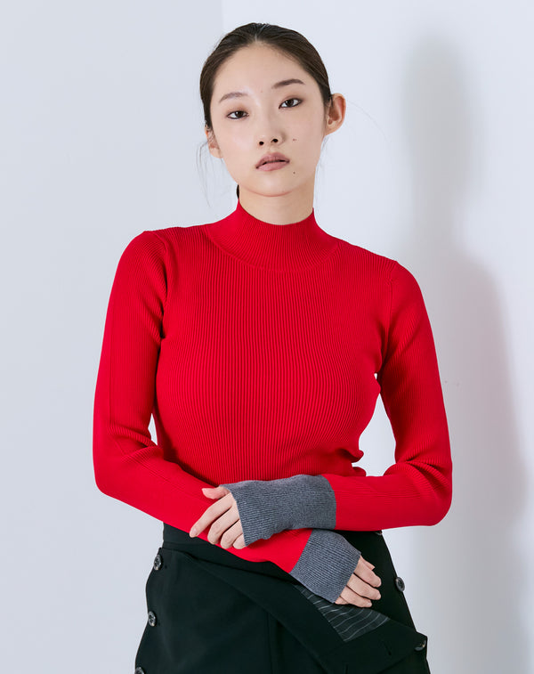 TWO-TONE HIGH-NECK KNIT TOP