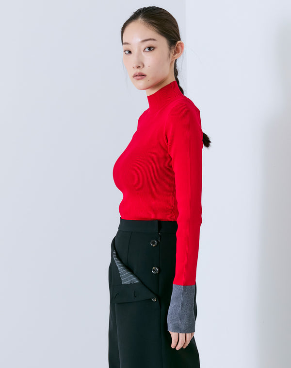 TWO-TONE HIGH-NECK KNIT TOP