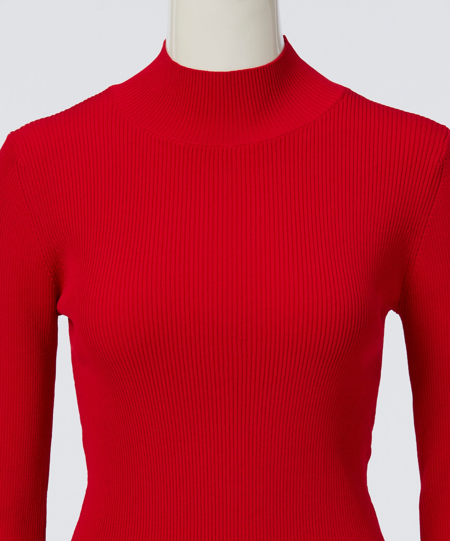 TWO-TONE HIGH-NECK KNIT TOP