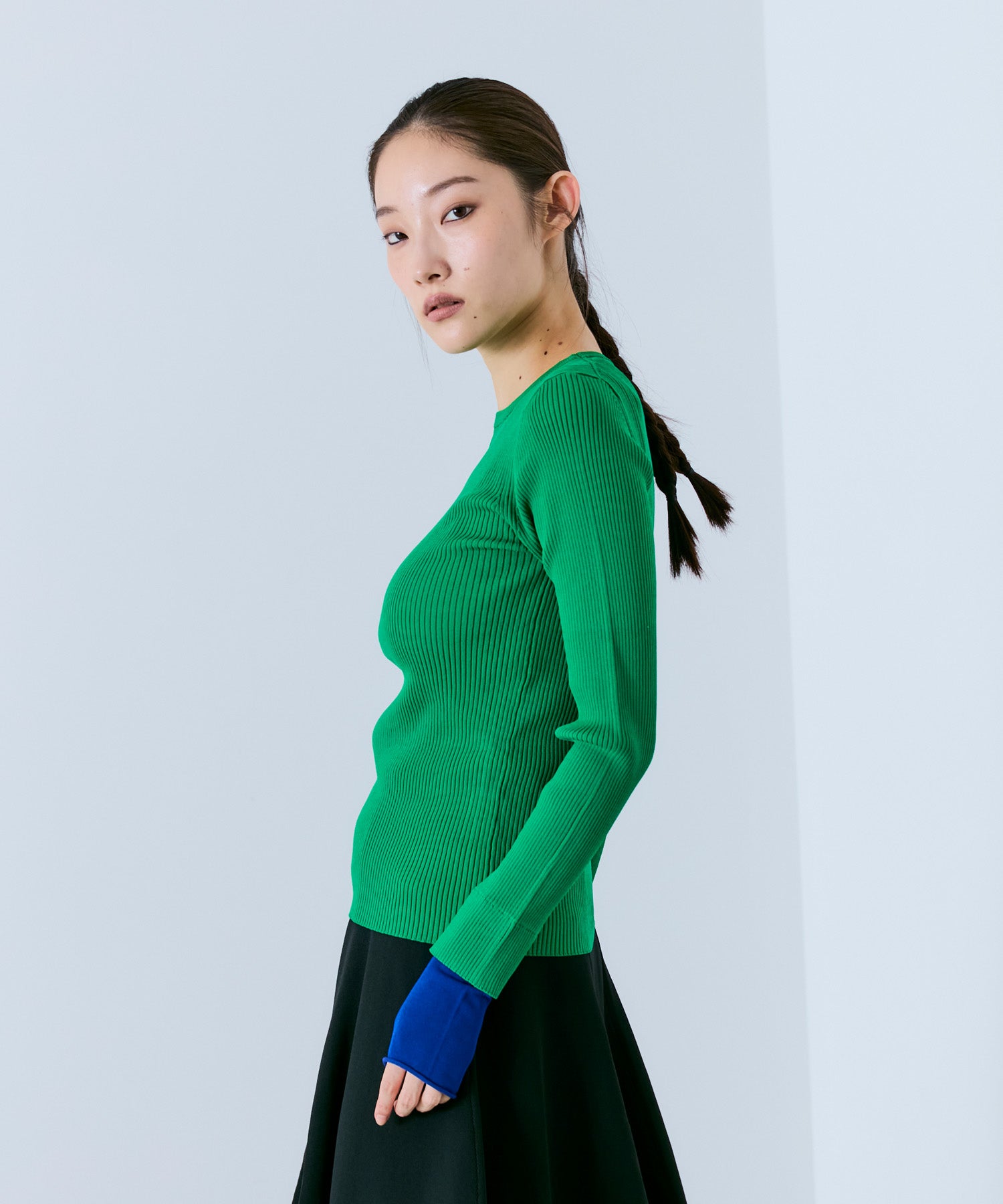 LAYERED SLEEVE CREW-NECK KNIT TOP