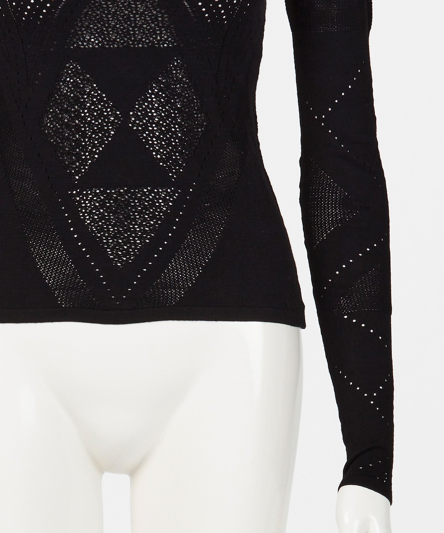 BODY FIT MESH KNIT TOP