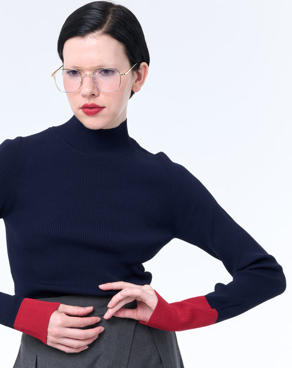 TWO-TONE HIGH-NECK KNIT TOP