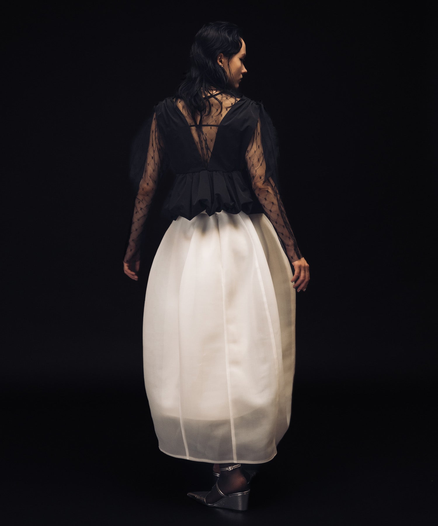 新品未使用スカート　Layered side open skirt 現行品 ラウンドギャザー切り替えロングスカート[品番：KO000012322