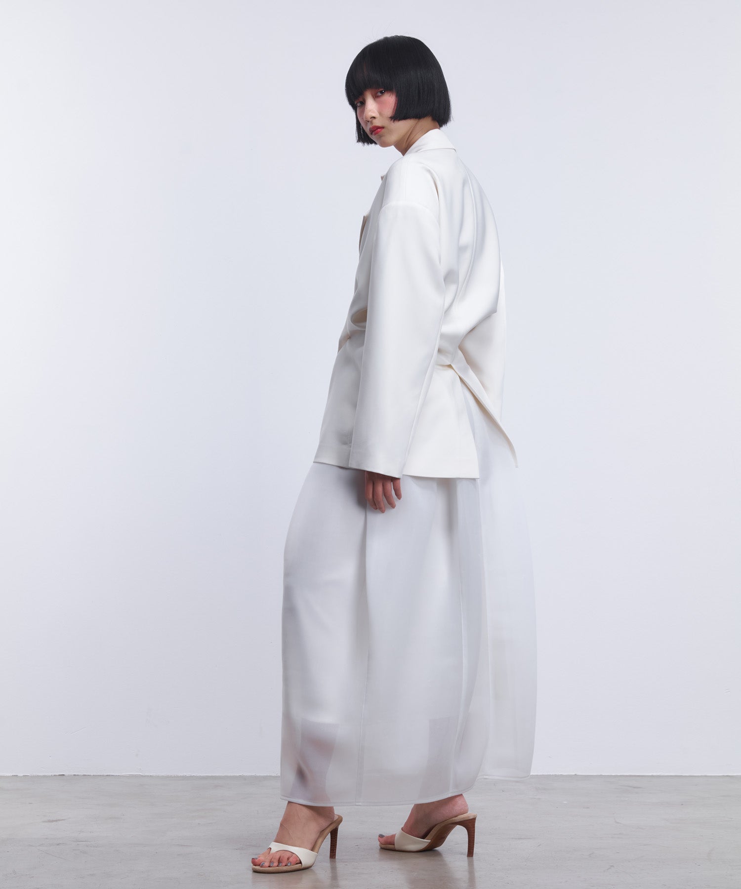 LAEMUSE 2025ドレスコレクション | ROUNDED SHEER SKIRT