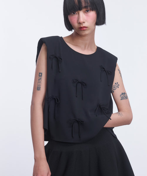 MULTI STRING BOW SLEEVELESS TOP