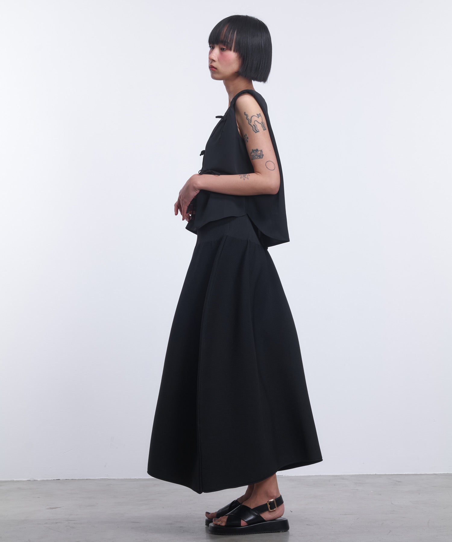 リボンノースリーブブラウス | LAEMUSE | 2025春夏