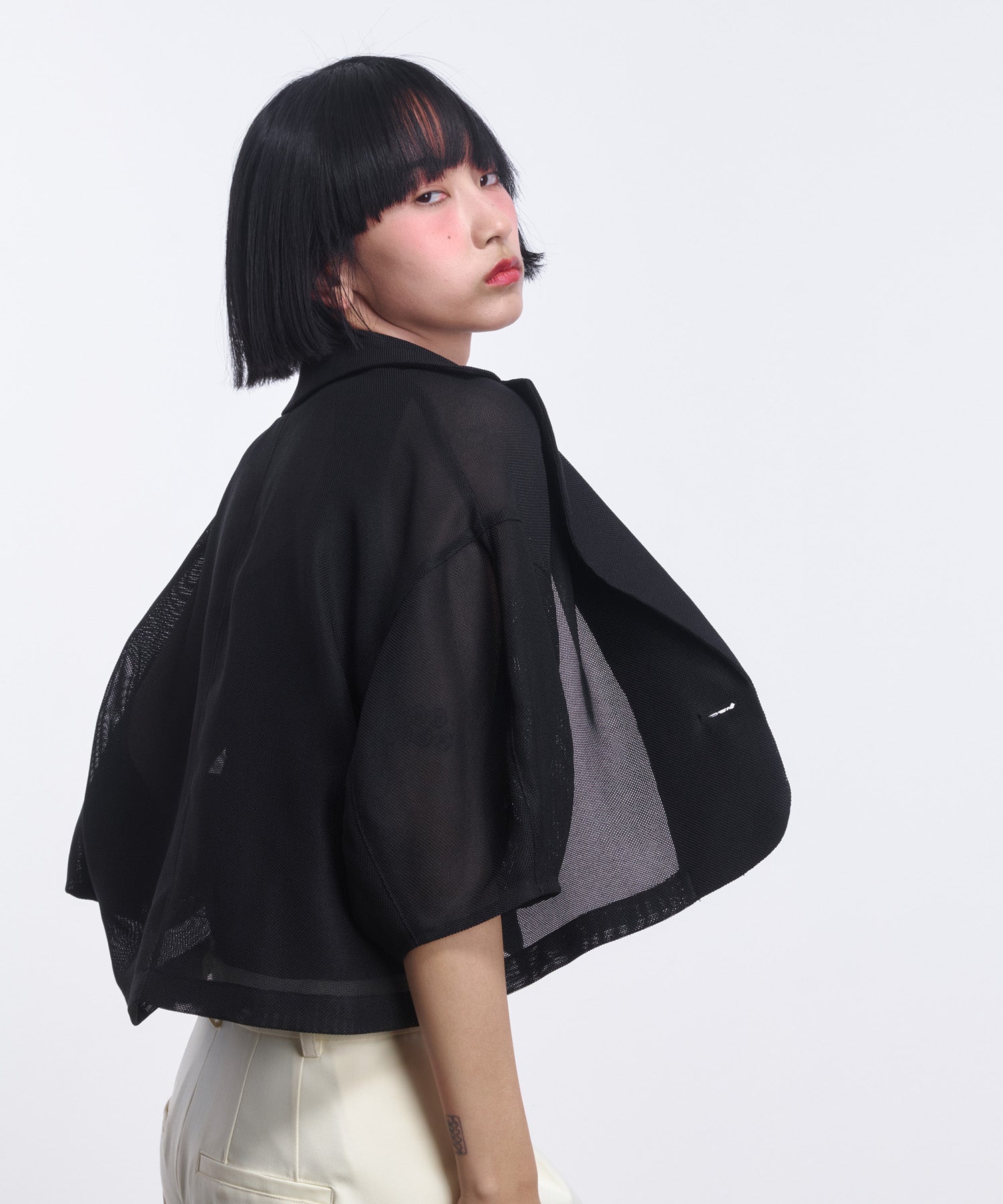 ジャケット・アウター Sheer sleeve asymmetry cropped jacket In The Sheer Mesh Nylon Cropped Jacket | Windsor