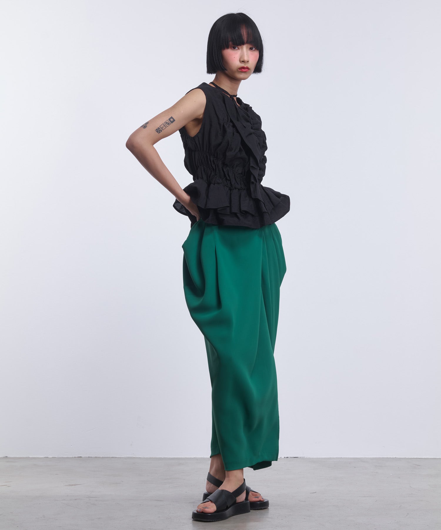 ASYMMETRIC RUFFLE BLOUSE