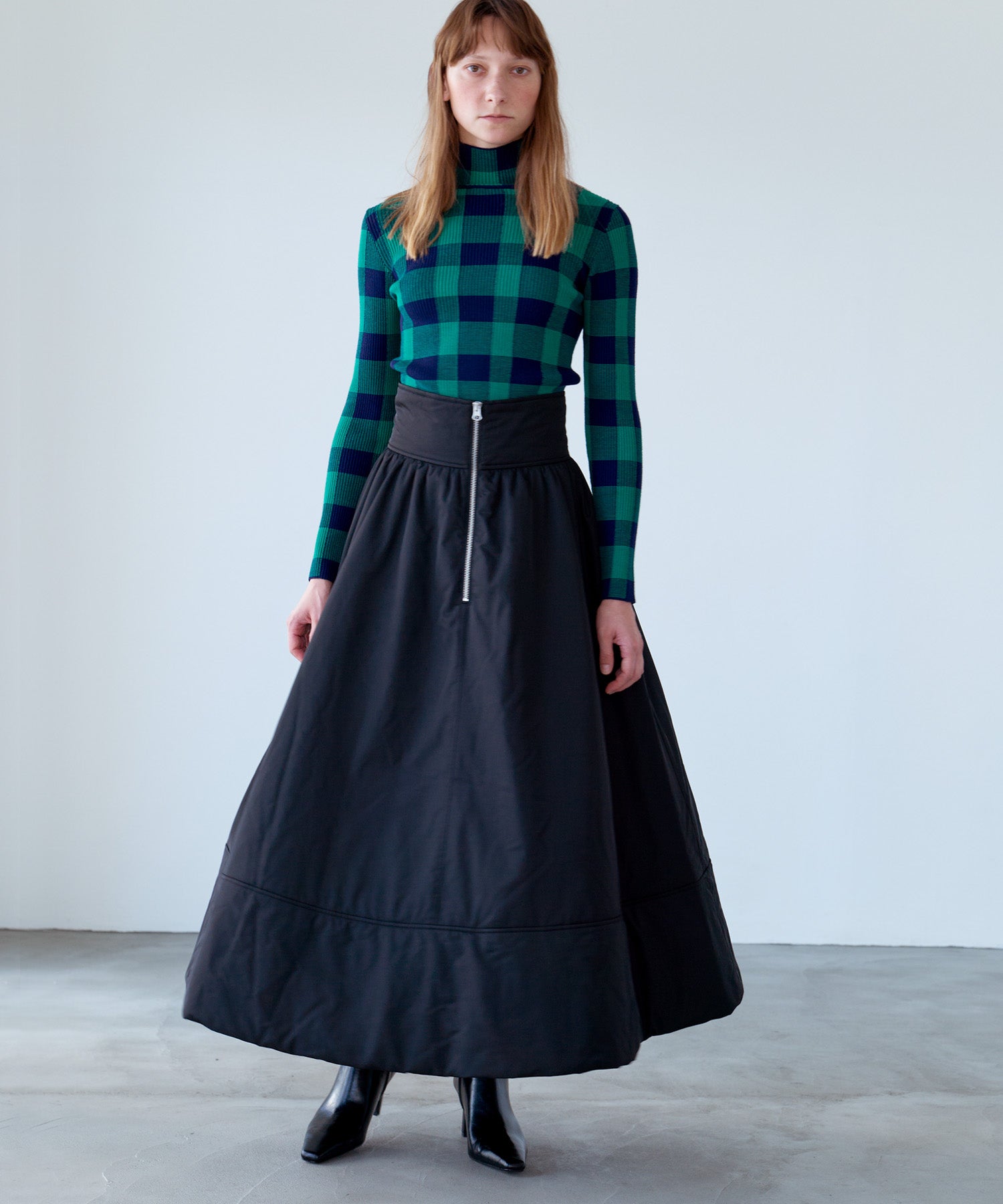 FRILL-BELTED PADDED SKIRT