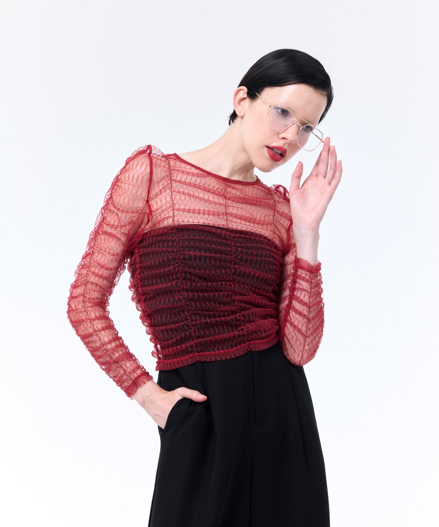 SHIRRING TULLE PULLOVER