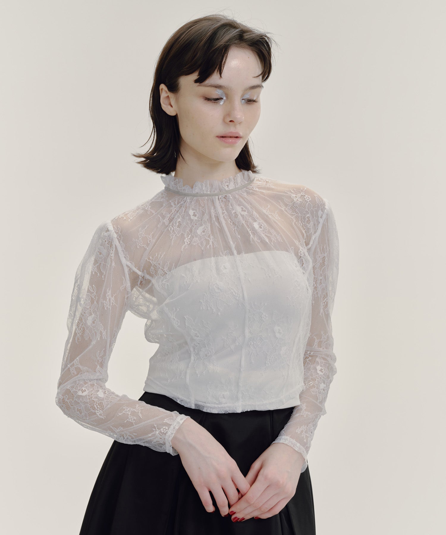 LACE STAND NECK PULLOVER