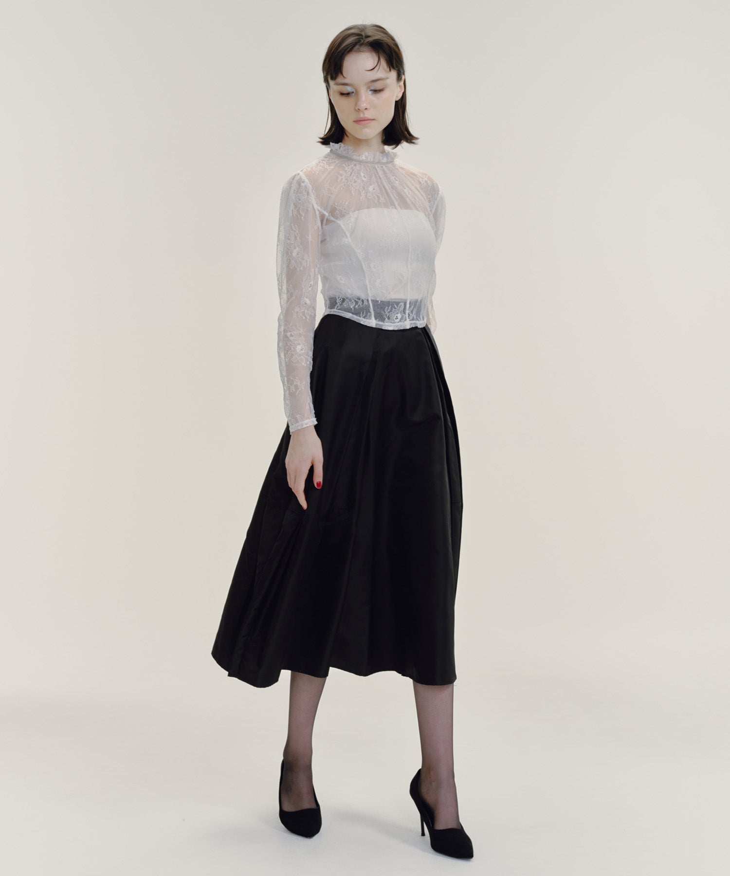 LACE STAND NECK PULLOVER