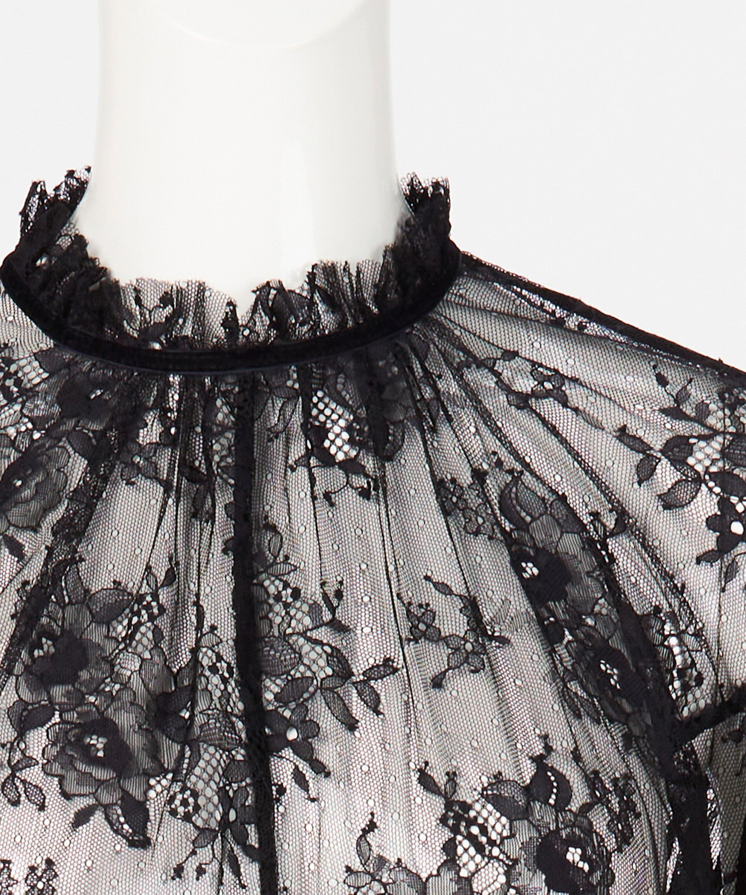 LACE STAND NECK PULLOVER