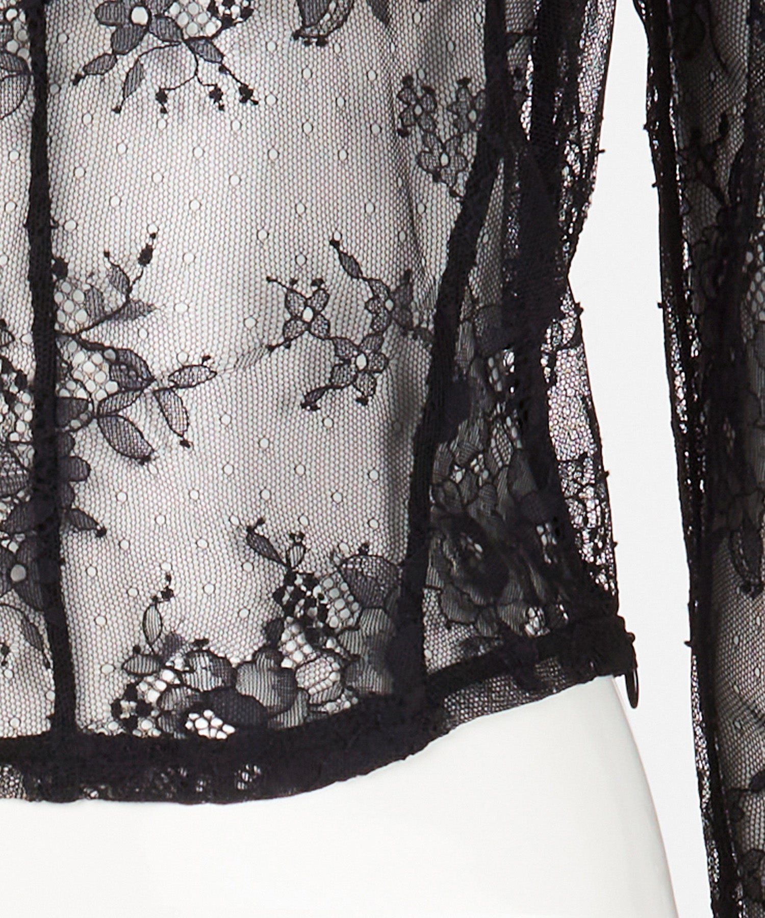 LACE STAND NECK PULLOVER