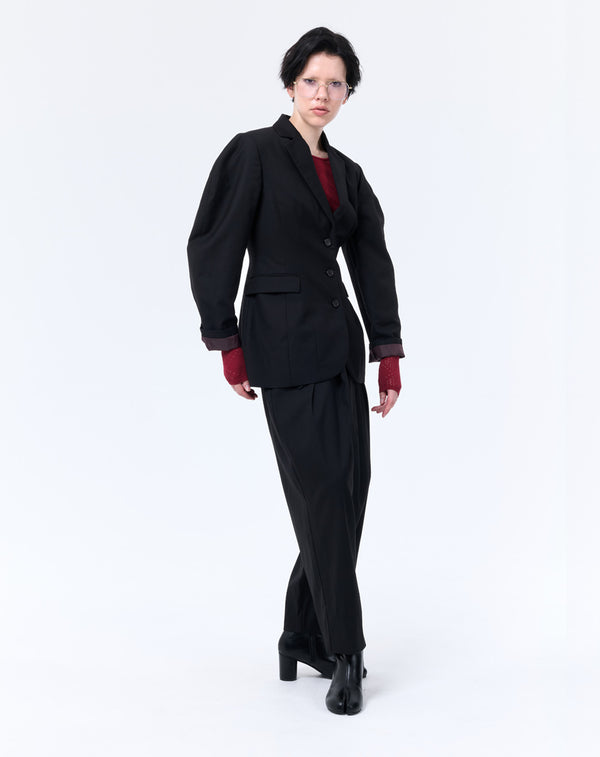 CURVED ARM JACKET
