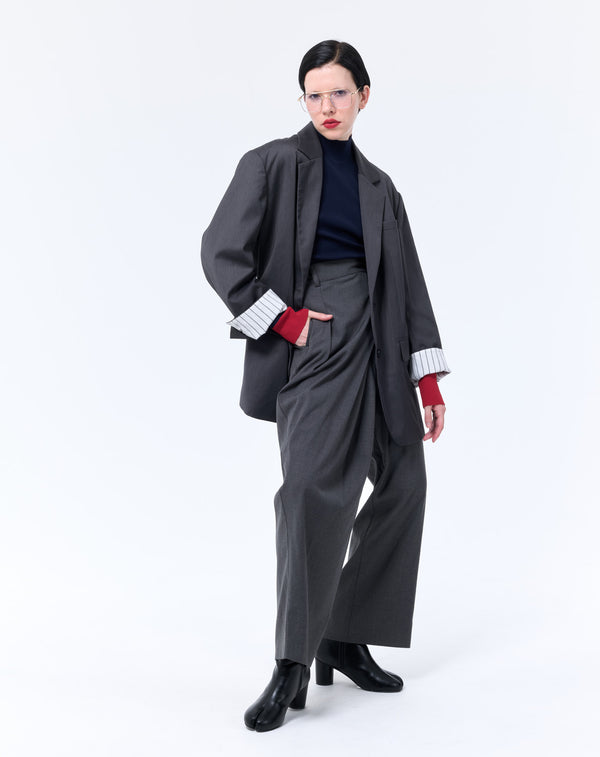 BACK BUTTON OVERSIZED JACKET