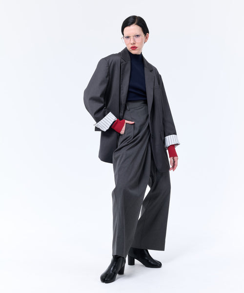 BACK BUTTON OVERSIZED JACKET