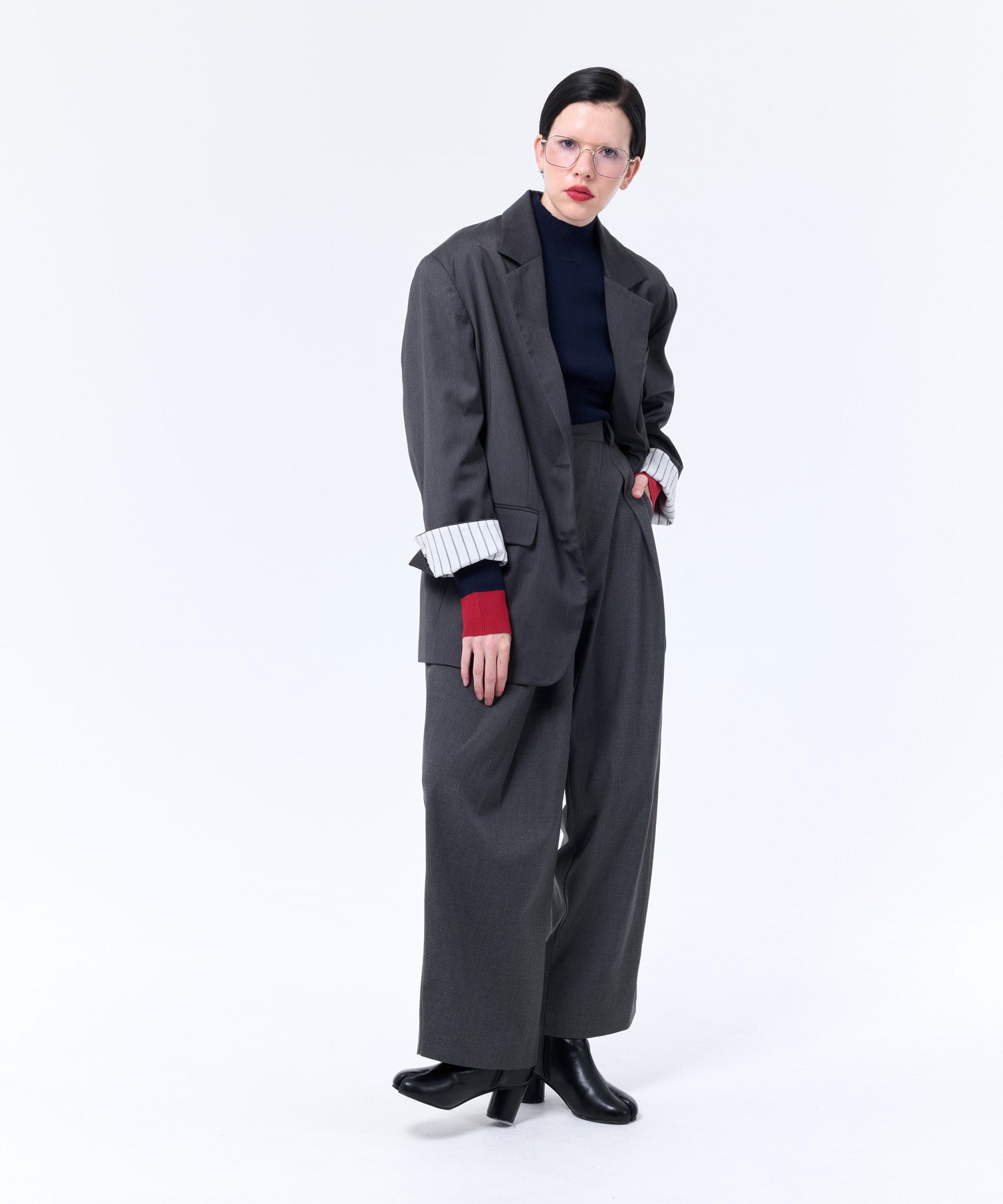 BACK BUTTON OVERSIZED JACKET