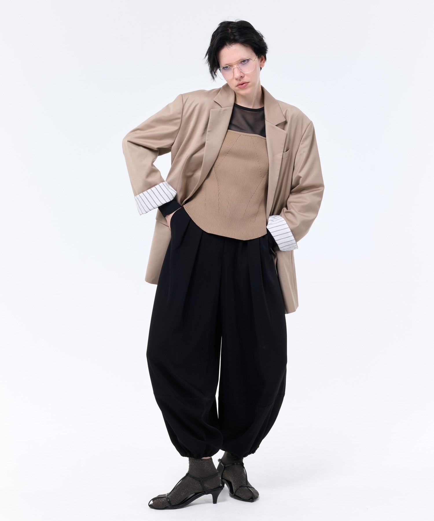 BACK BUTTON OVERSIZED JACKET
