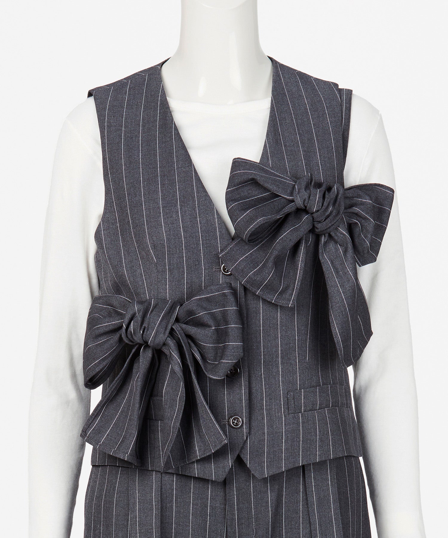 RIBBON VEST – LAEMUSE