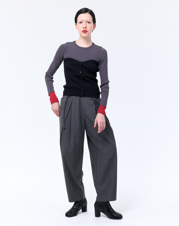 BELTED DESIGN TUCK PANTS