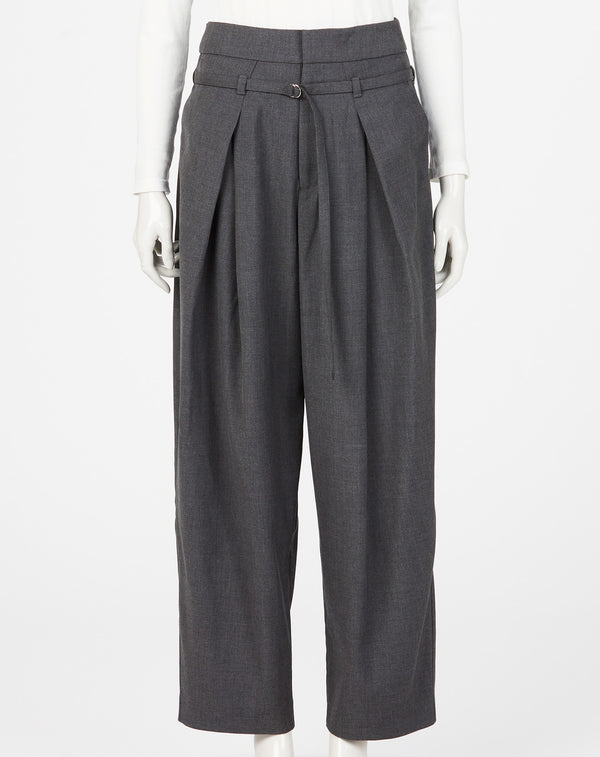 BELTED DESIGN TUCK PANTS