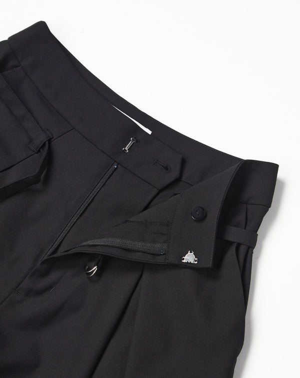 BELTED DESIGN TUCK PANTS