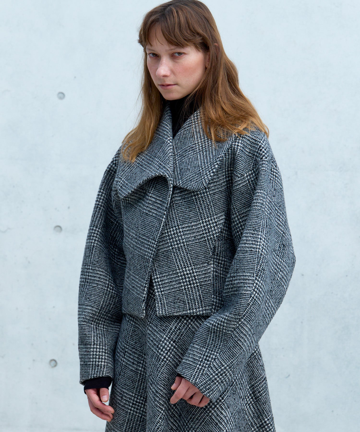 BIG COLLAR SHORT JACKET – LAEMUSE