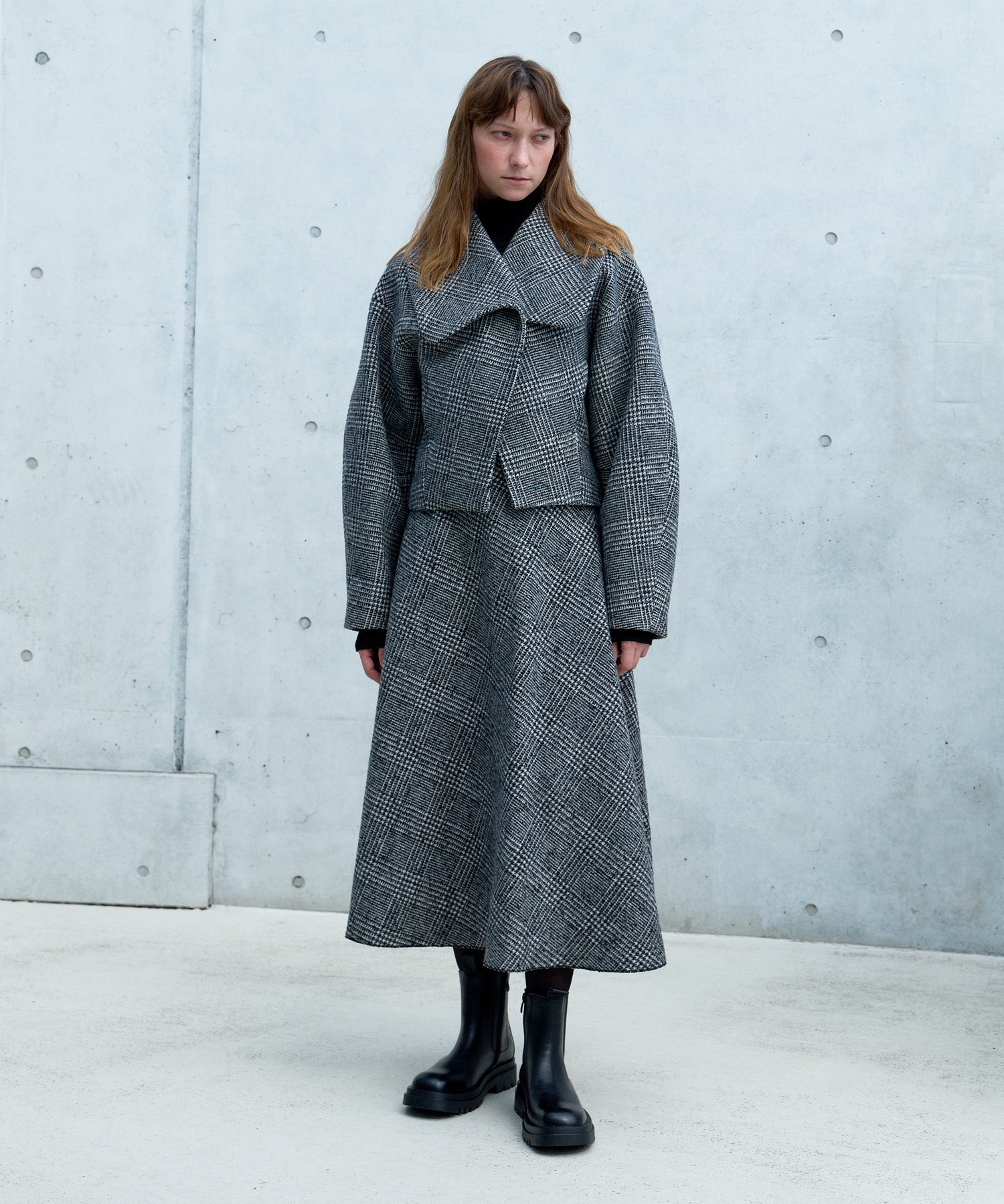 BIG COLLAR SHORT JACKET