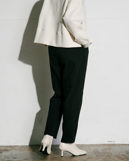 【2023AW】裏起毛 センターピンタック ウォームテーパードパンツ | LAEMUSE